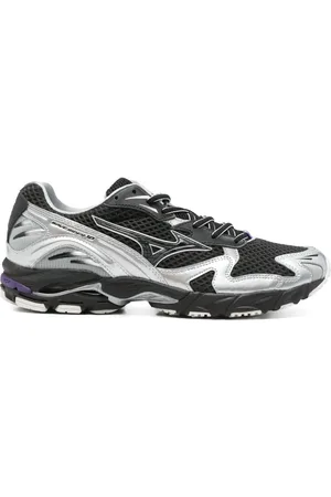 Mizuno Wave Rider 10 Sneakers