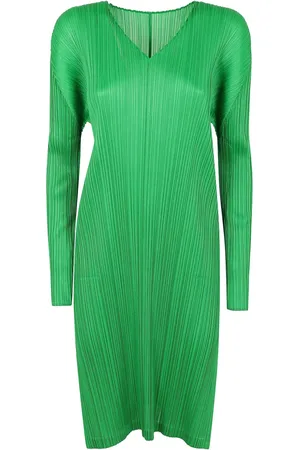 PLEATS PLEASE ISSEY MIYAKE February Kleid