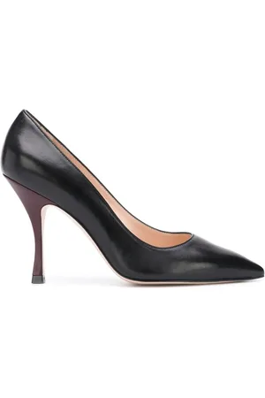 Stuart Weitzman Tippi