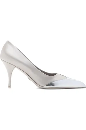 Prada Pumps mit Metallic-Kappe