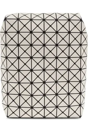 Issey Miyake Schultertasche mit geometrischem Print