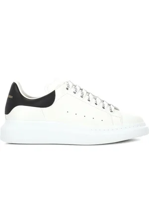 Alexander McQueen Sneakers mit perforiertem Detail