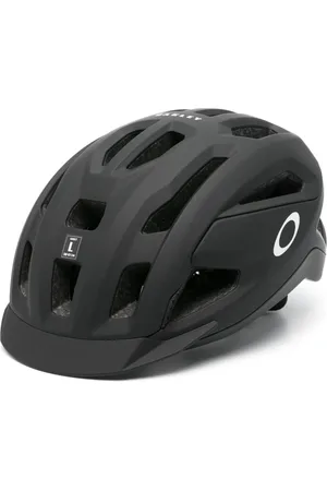 Oakley ARO3 All Road Helm