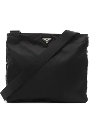 Prada 2000s Schultertasche mit Logo