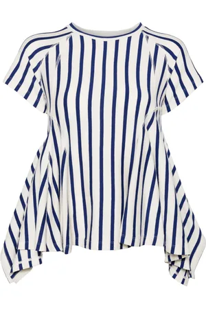 pushBUTTON T-Shirt mit ausgestelltem Saum