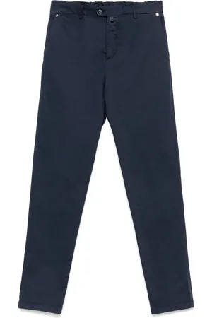 Kiton Chino mit Logo-Patch