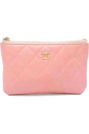 CHANEL 2019 Matelasse Clutch