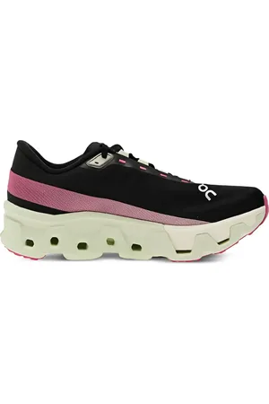 On Running Cloudmonster Hyper Sneakers