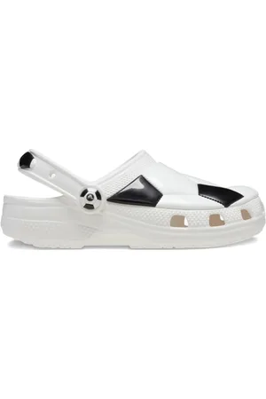 Crocs Football-motif clogs