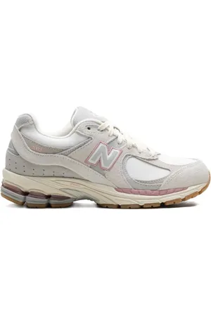 New Balance 2002R Sneakers