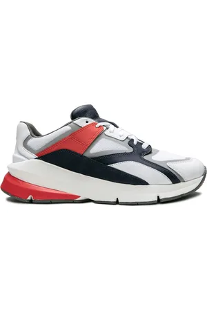 Under Armour UA Forge 96 Track