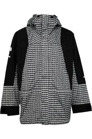 Supreme X The North Face Mountain Light Jacke