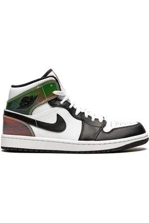 Jordan Air 1 Mid SE Sneakers