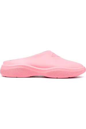 Prada Mellow Mules mit Logo