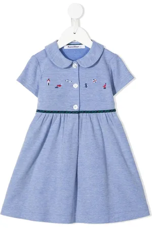 Familiar Besticktes Kleid