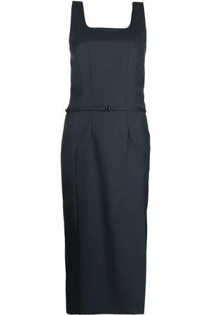 Low Classic Ausgestelltes Kleid