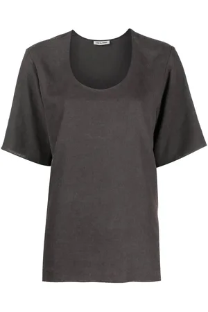 Low Classic T-Shirt mit U-Ausschnitt