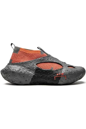 Converse Slip-On-Sneakers mit runder Kappe