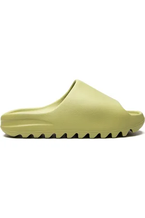 adidas YEEZY Slide Resin 2022 Pantoletten