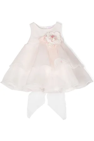Mimilù Gestuftes Kleid mit Blumendetail