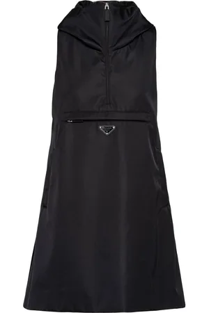 Prada Minikleid mit Kapuze