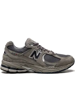 New Balance 2002R Sneakers