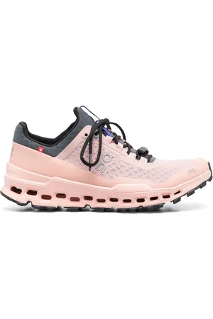 On Running Cloudutra Sneakers mit Mesh-Einsatz