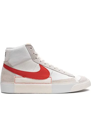 Nike Blazer Mid 77 Sneakers