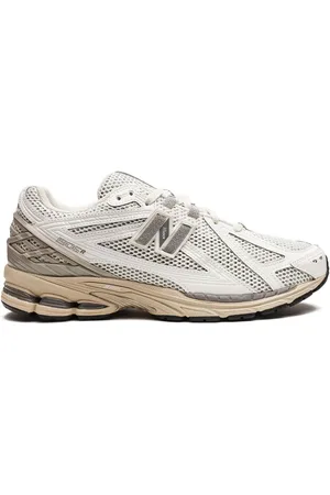 New Balance 1906R Sneakers