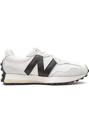 New Balance 327 Sneakers