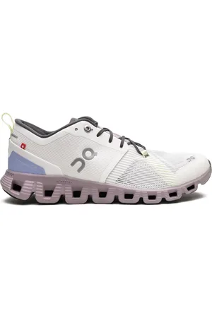 On Running Cloud X 3 Sneakers