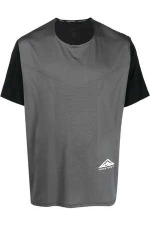 Nike T-Shirt mit Kontrasteinsätzen