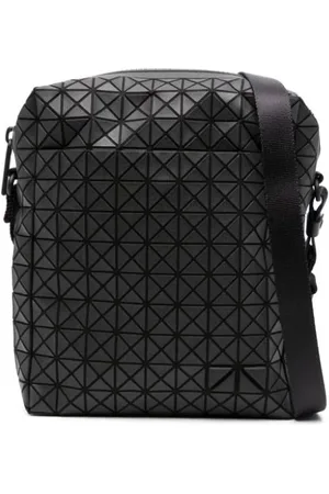 Issey Miyake Voyager Schultertasche