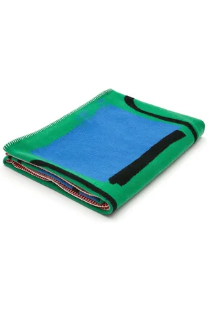 J.W.Anderson X Shawanda Corbett Chair With Plastic Cover Decke 137cm x 180cm