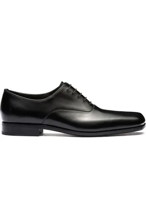 Prada Segelschuhe mit eckiger Kappe