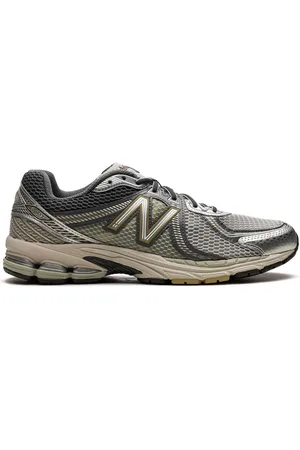 New Balance 860v2 Earth Sneakers