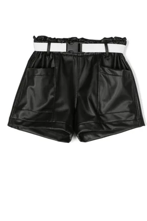 Le pandorine Shorts aus Faux-Leder mit Gürtel