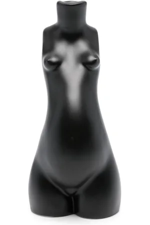 Anissa Kermiche Tit for Tat Kerzenhalter