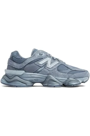 New Balance Sneakers mit Wildledereinsatz