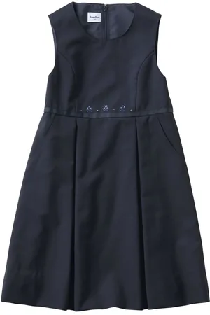 Familiar Besticktes Kleid