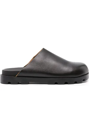 Camper Brutus Mules