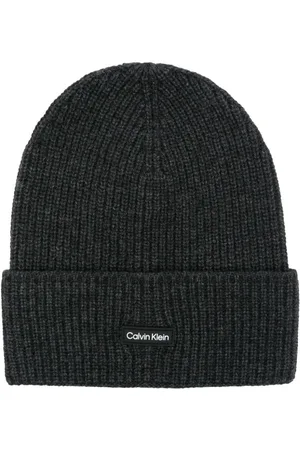 Calvin Klein Gerippte Beanie mit Logo-Patch