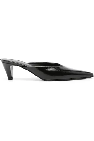 Totême The Patent Mules aus Leder 55mm
