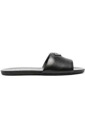 Prada Slipper mit Triangel-Logo