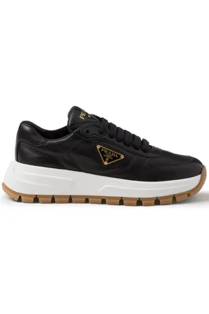 Prada Sneakers mit Triangel-Logo