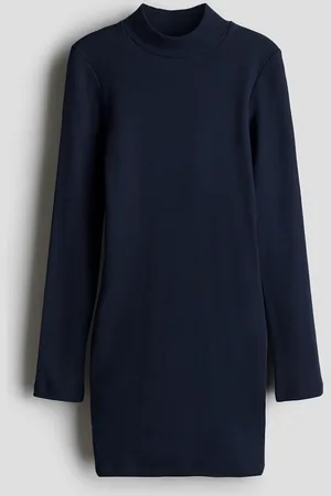H&M Geripptes Kleid mit Turtleneck