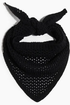H&M Tuch in Pointellestrick