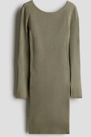 H&M Geripptes Strickkleid