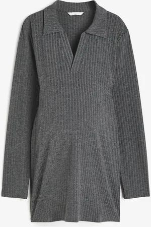 H&M MAMA Geripptes Poloshirt