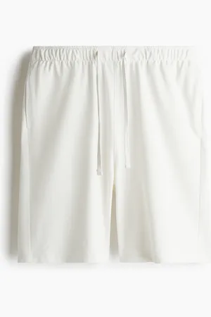 H&M Knielange Pikeeshorts in Relaxed Fit